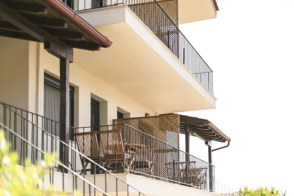 Olive Tree Apartments Fourka Dış mekan fotoğraf